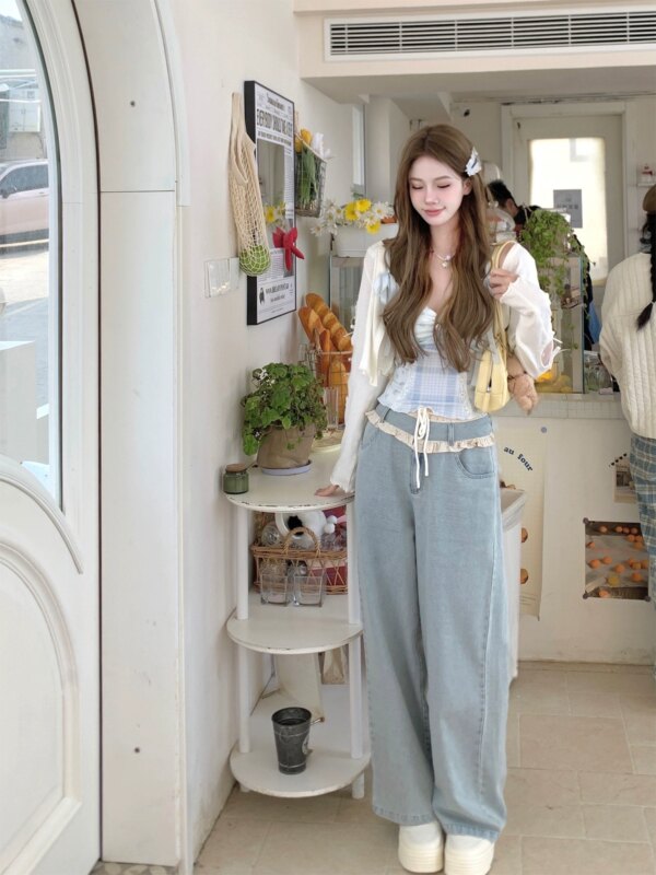 Sweet Micro Flare High Waisted Jeans