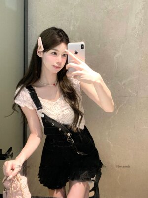 Sweet Girl Attributes Backless Pants Denim Shorts